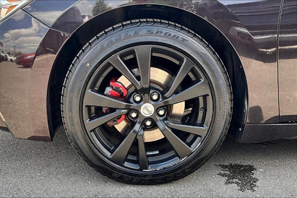 used 2016 Nissan Maxima car, priced at $11,500