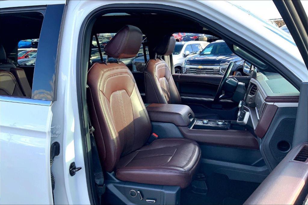 used 2022 Ford Expedition car, priced at $38,000