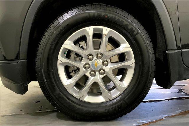 used 2021 Chevrolet Traverse car, priced at $18,000