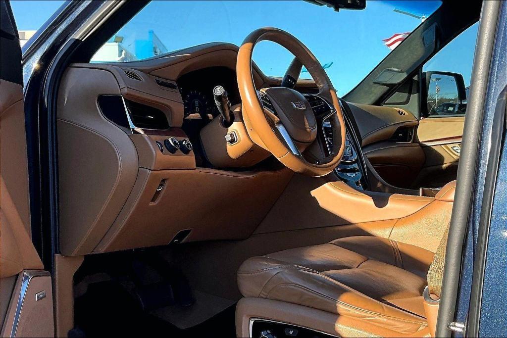 used 2017 Cadillac Escalade ESV car, priced at $28,000