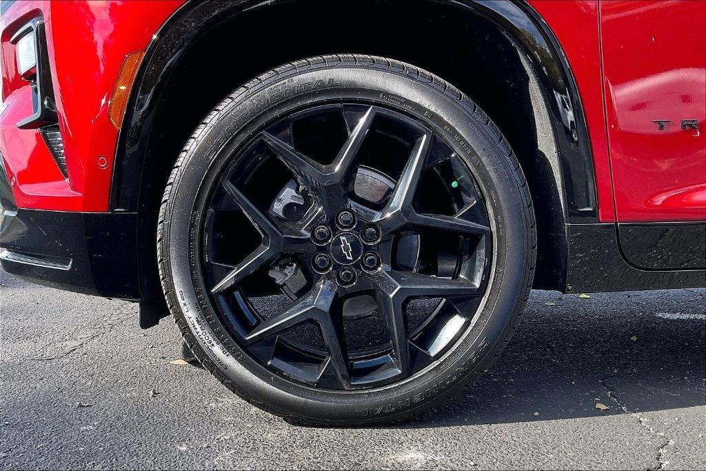 used 2025 Chevrolet Traverse car, priced at $50,000