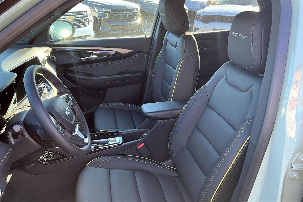 new 2026 Chevrolet TrailBlazer car, priced at $30,040