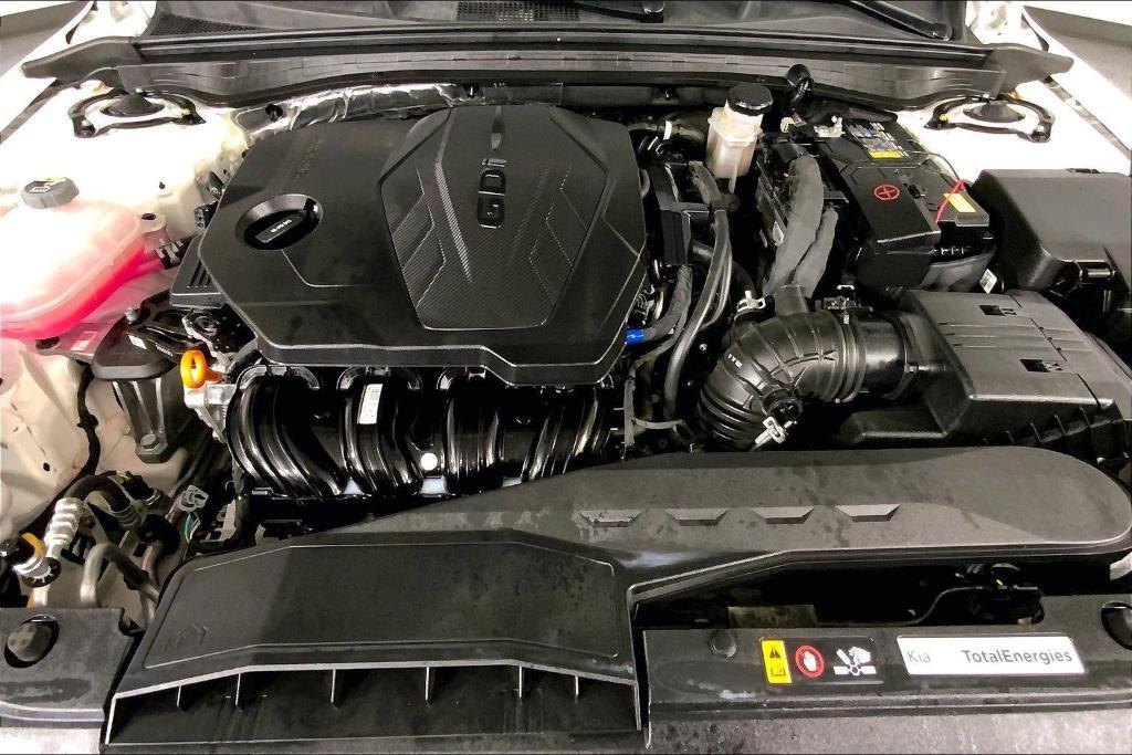 used 2025 Kia K5 car, priced at $21,000