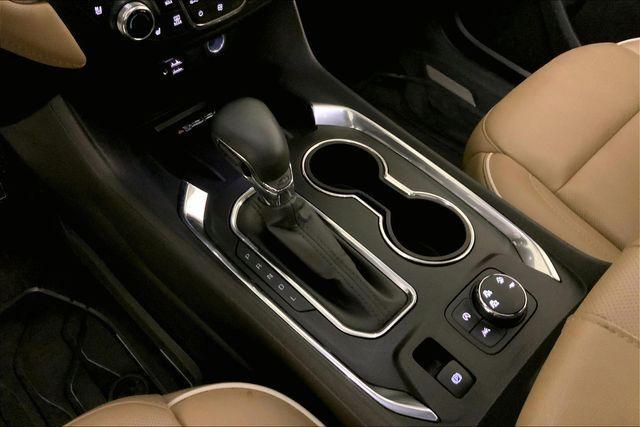 used 2023 Chevrolet Traverse car, priced at $33,000