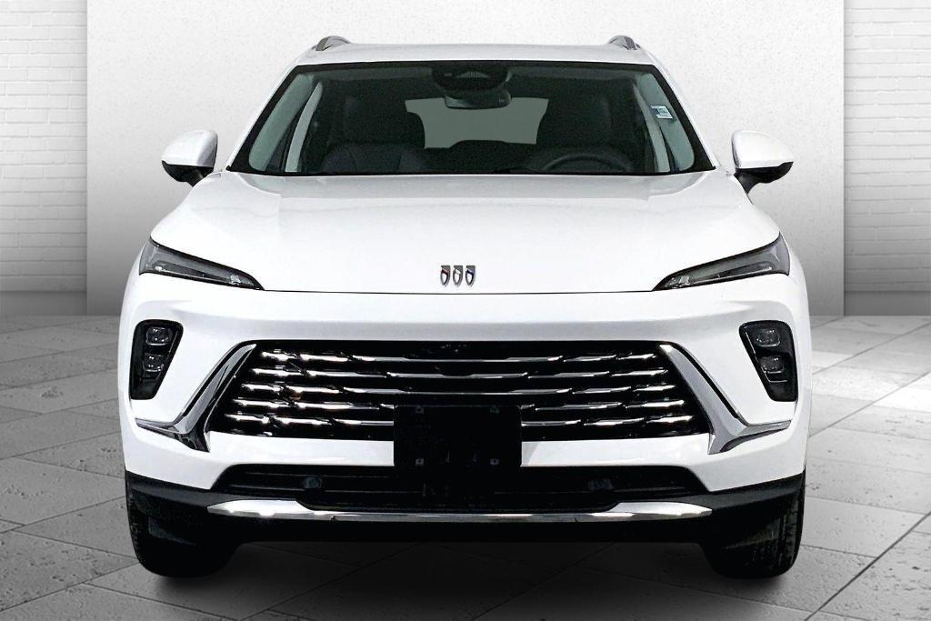 used 2025 Buick Envision car, priced at $26,000