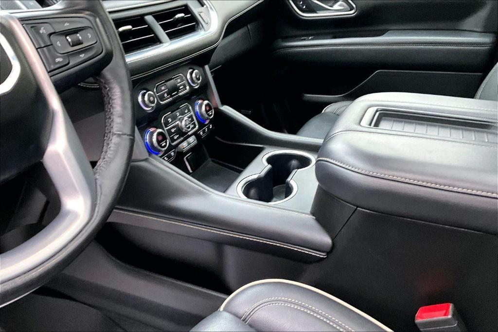 used 2022 GMC Yukon XL car, priced at $42,000