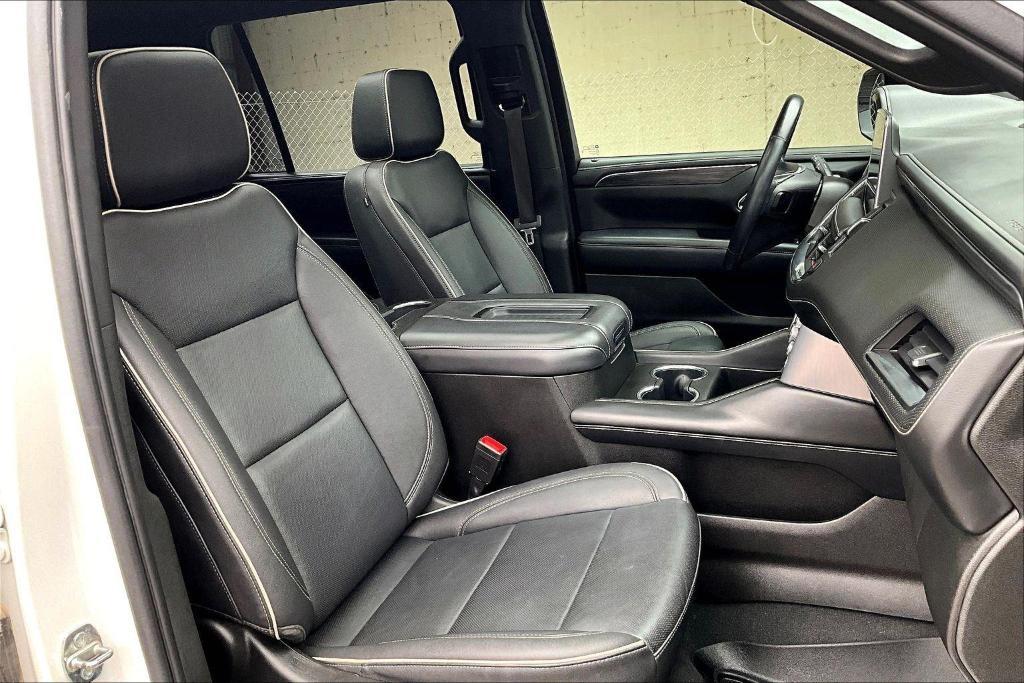 used 2022 GMC Yukon XL car, priced at $42,000