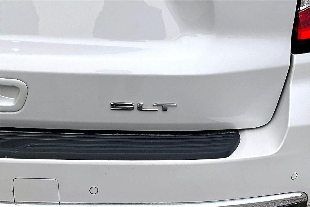 used 2022 GMC Yukon XL car, priced at $42,000