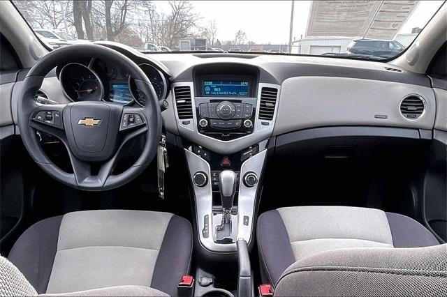 used 2013 Chevrolet Cruze car, priced at $9,999