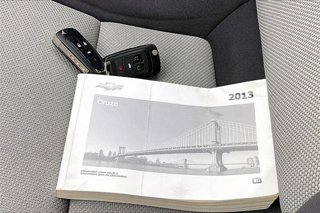used 2013 Chevrolet Cruze car, priced at $9,999