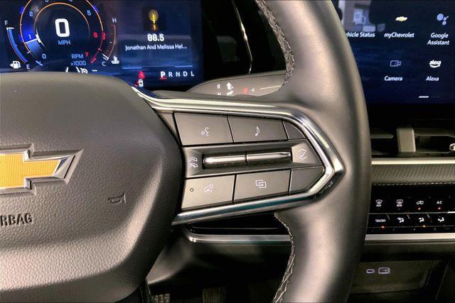 used 2025 Chevrolet Equinox car, priced at $23,500