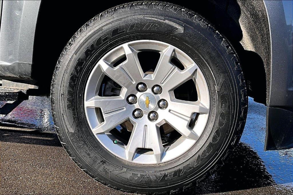 used 2021 Chevrolet Colorado car, priced at $17,000