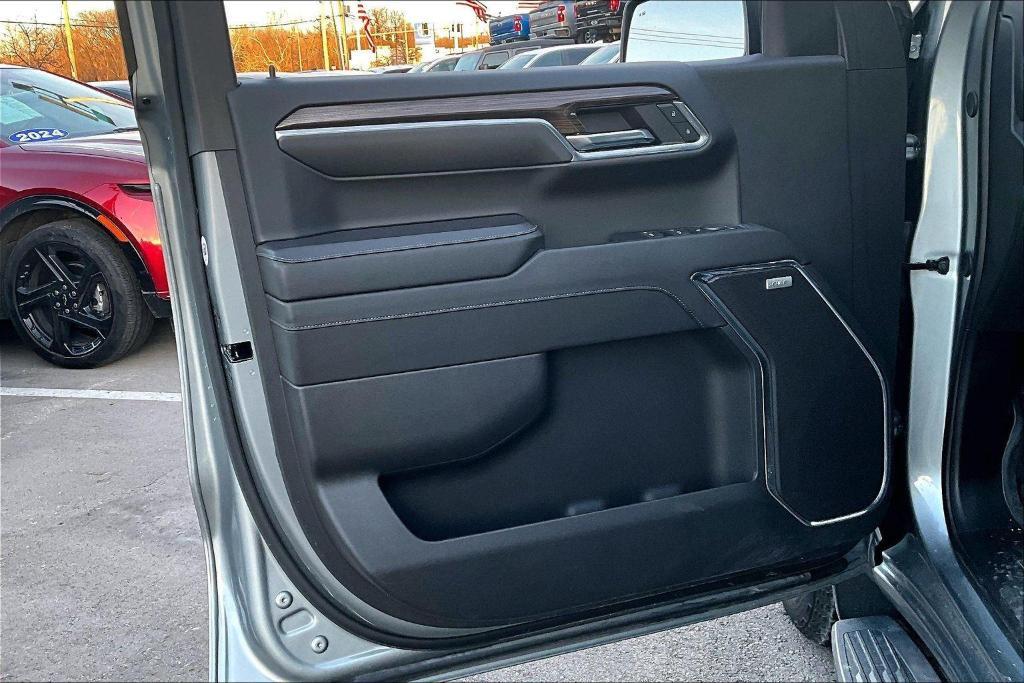 used 2024 Chevrolet Silverado 1500 car, priced at $46,000