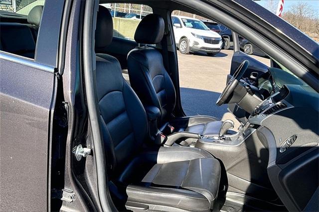 used 2015 Chevrolet Cruze car, priced at $8,000