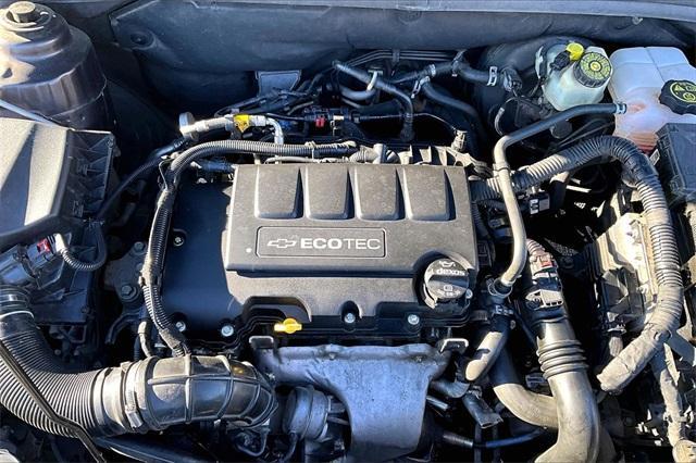 used 2015 Chevrolet Cruze car, priced at $8,000