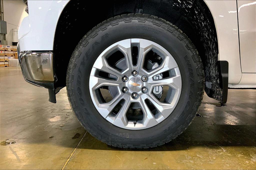 new 2026 Chevrolet Silverado 1500 car, priced at $59,280