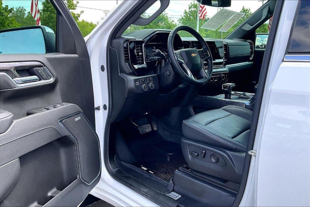 used 2025 Chevrolet Silverado 1500 car, priced at $47,000