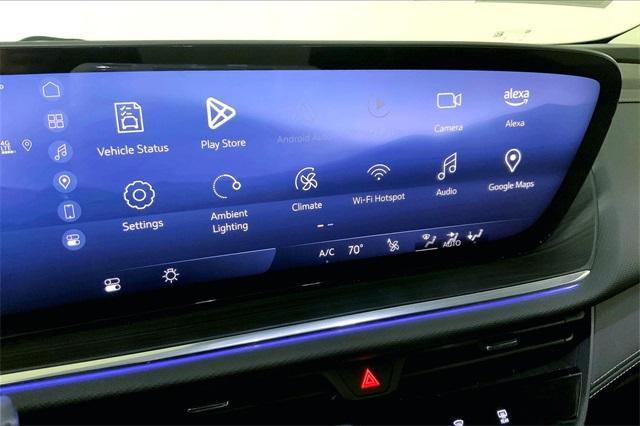 used 2025 Buick Envision car, priced at $26,000