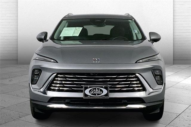 used 2025 Buick Envision car, priced at $26,000