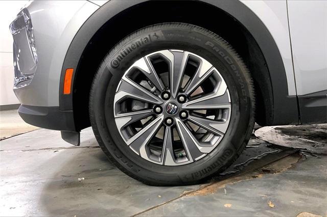 used 2025 Buick Envision car, priced at $26,000