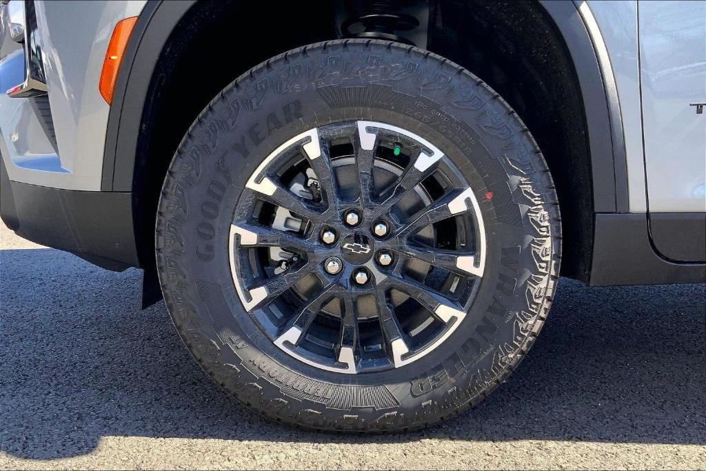 new 2026 Chevrolet Traverse car, priced at $48,911