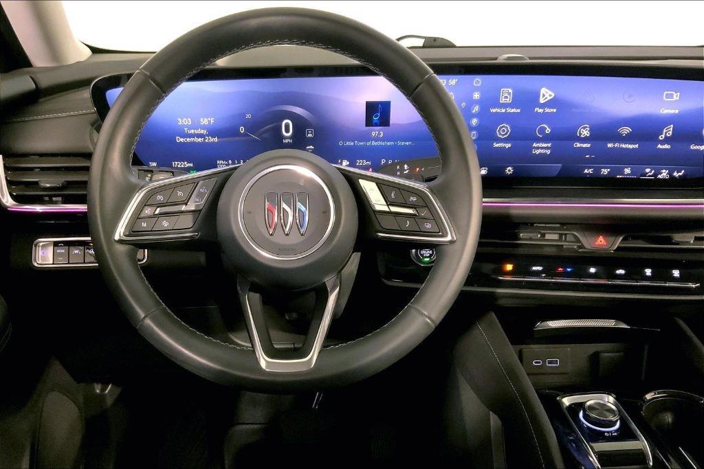 used 2025 Buick Envision car, priced at $26,000