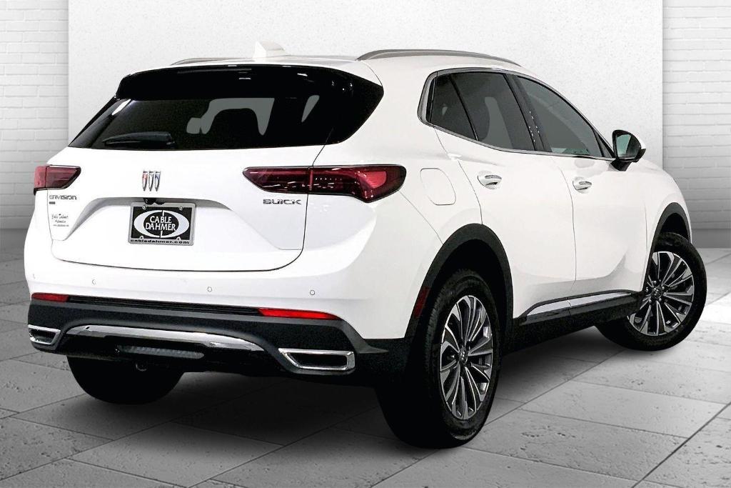 used 2025 Buick Envision car, priced at $26,000