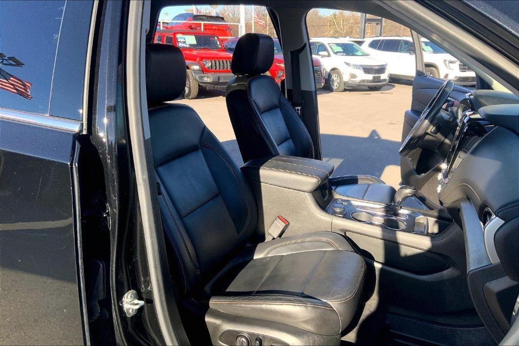 used 2020 Chevrolet Traverse car, priced at $14,500