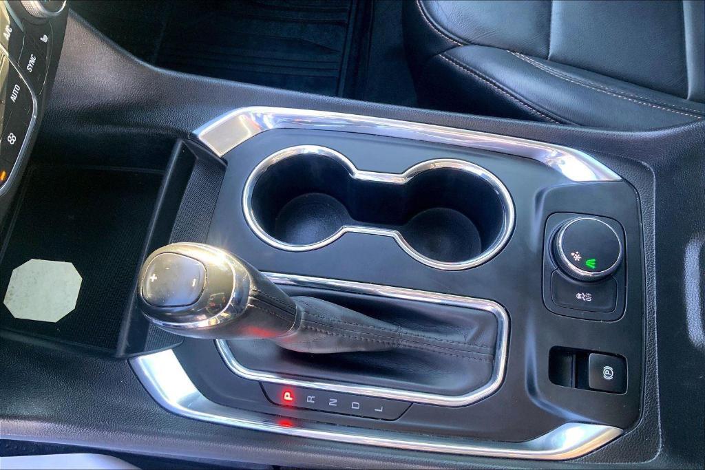 used 2020 Chevrolet Traverse car, priced at $14,500