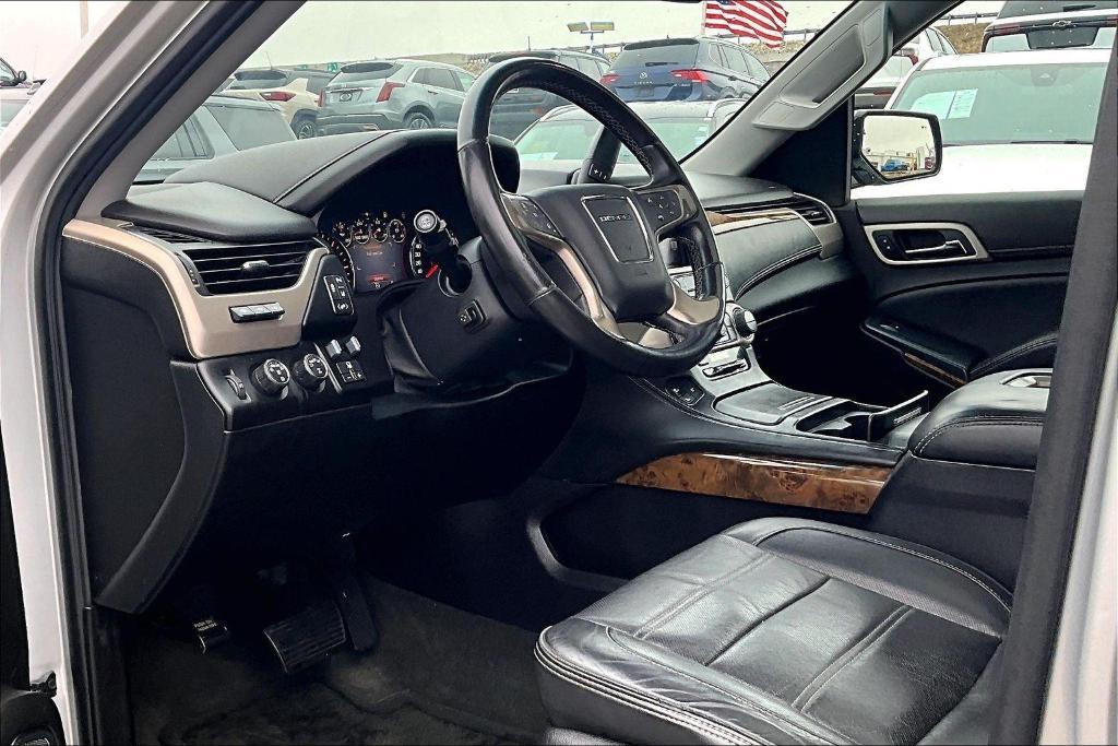 used 2015 GMC Yukon XL car, priced at $14,000