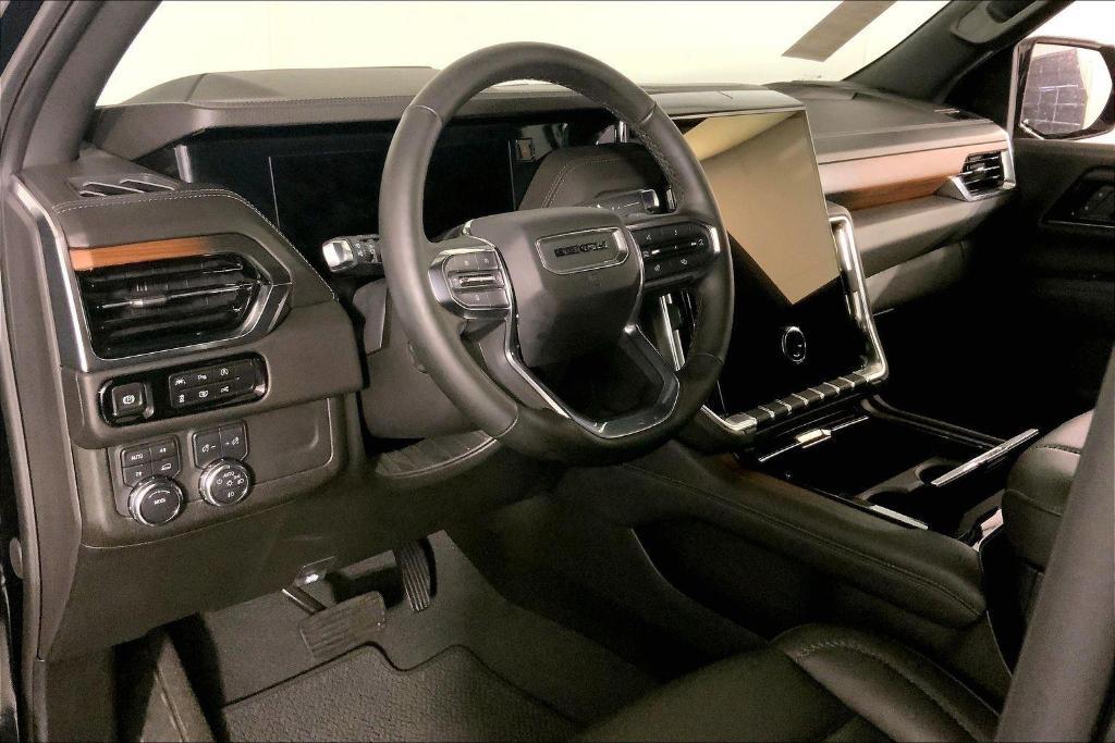 used 2025 GMC Yukon car, priced at $67,500