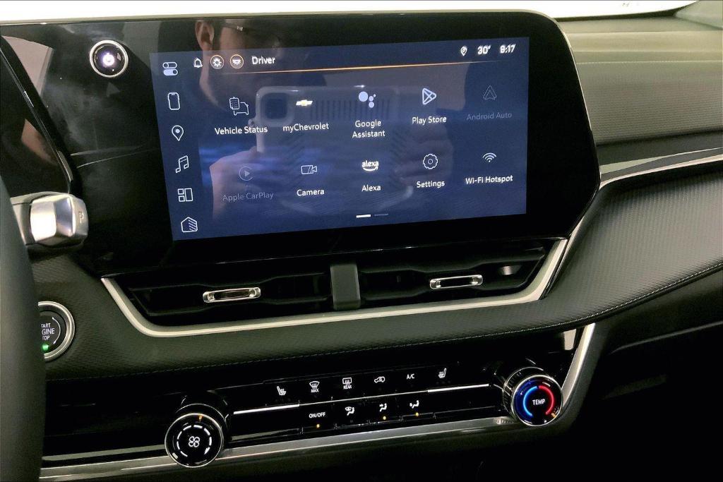 used 2025 Chevrolet Equinox car, priced at $26,000