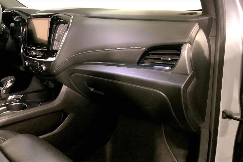 used 2023 Chevrolet Traverse car, priced at $28,500