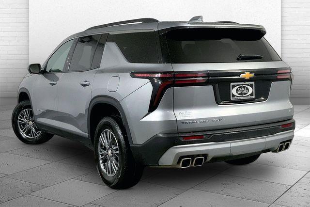 used 2024 Chevrolet Traverse car, priced at $32,000