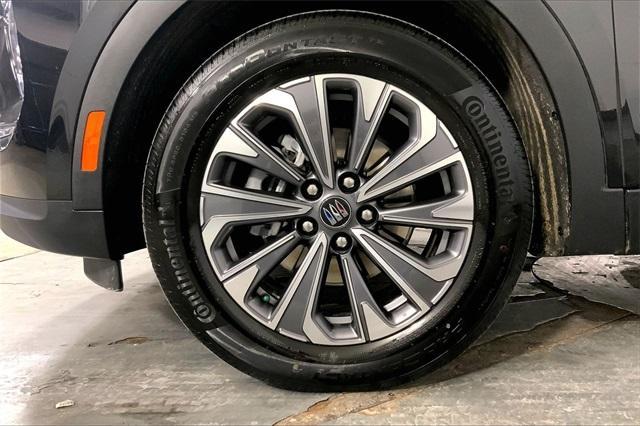 used 2025 Buick Envision car, priced at $25,000