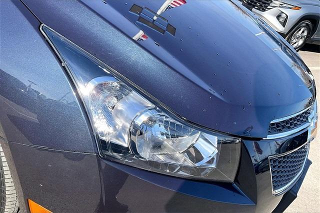 used 2014 Chevrolet Cruze car, priced at $6,500