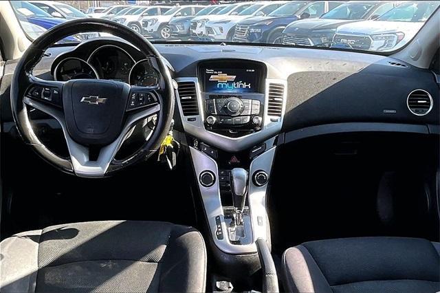 used 2014 Chevrolet Cruze car, priced at $6,500