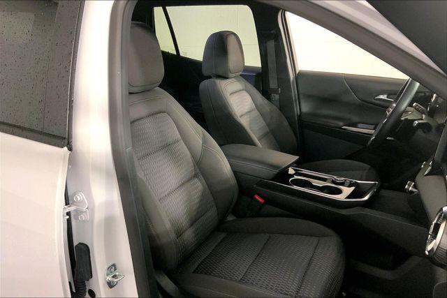 used 2026 Chevrolet Equinox car, priced at $27,500