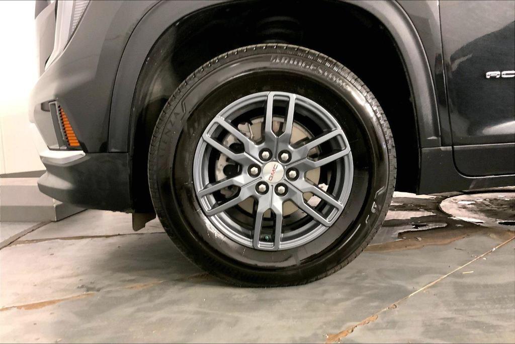 used 2025 GMC Acadia car, priced at $31,000