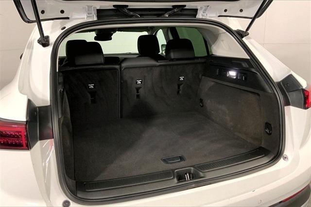 used 2025 Buick Envision car, priced at $24,000