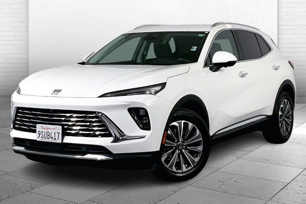 used 2025 Buick Envision car, priced at $24,000