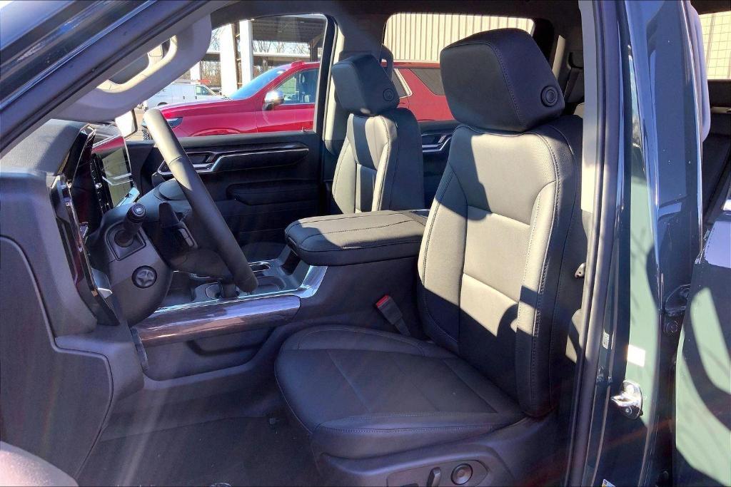 new 2026 Chevrolet Silverado 1500 car, priced at $52,290