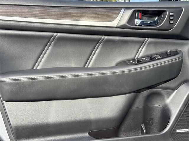 2019 Ice Silver Metallic Subaru Legacy