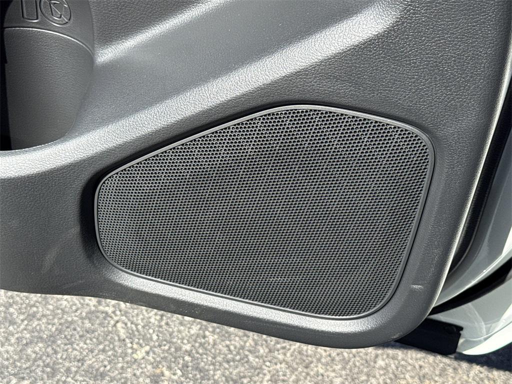 new 2026 Nissan Frontier car, priced at $38,598