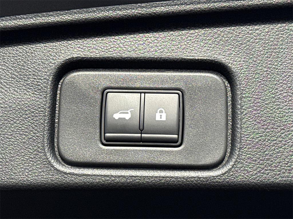 new 2025 Nissan Pathfinder car, priced at $36,428