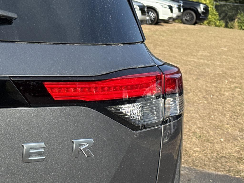 new 2025 Nissan Pathfinder car, priced at $36,428