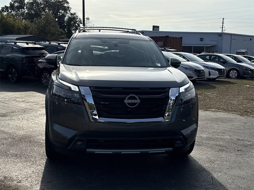 new 2025 Nissan Pathfinder car, priced at $36,428