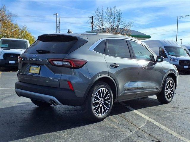 used 2025 Ford Escape car, priced at $25,999