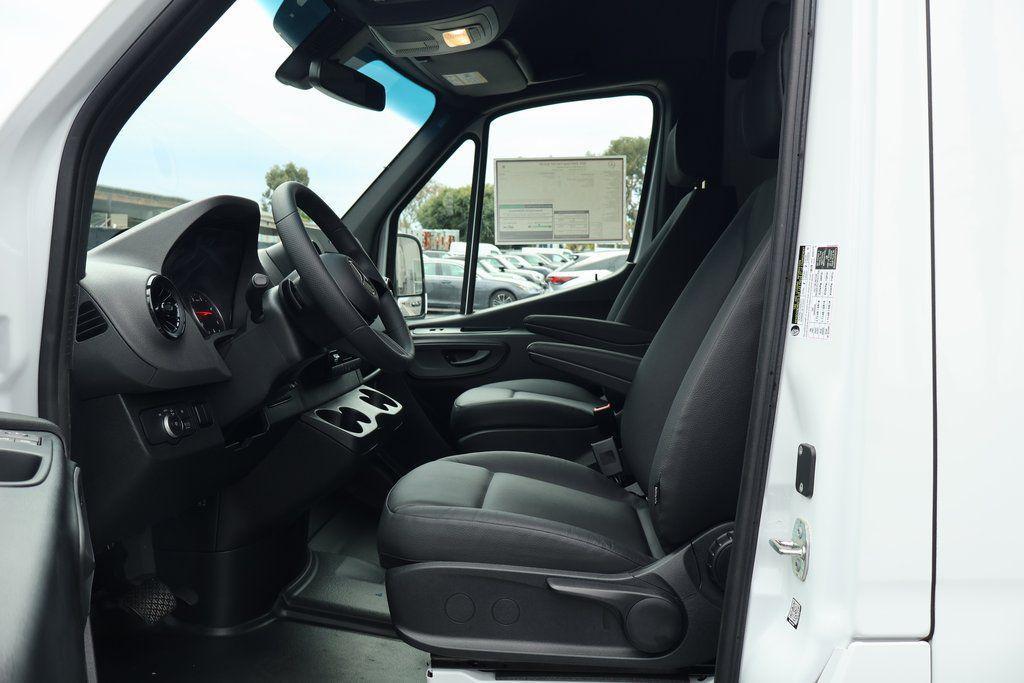 new 2025 Mercedes-Benz Sprinter 2500 car, priced at $58,742