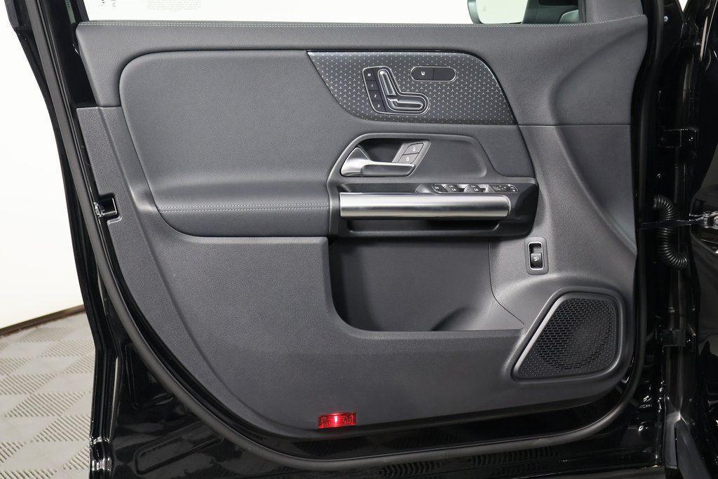 new 2026 Mercedes-Benz GLA 250 car, priced at $43,455